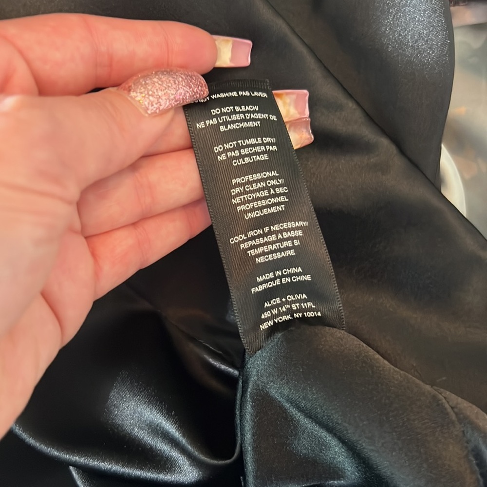 Like New Alice & Olivia Dress - Picture 8 of 9